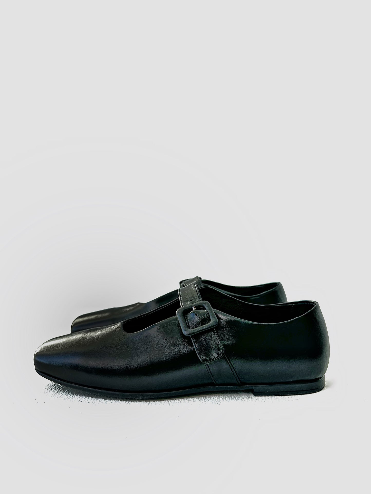 Lakierowane buty baletowe Mary-Jane