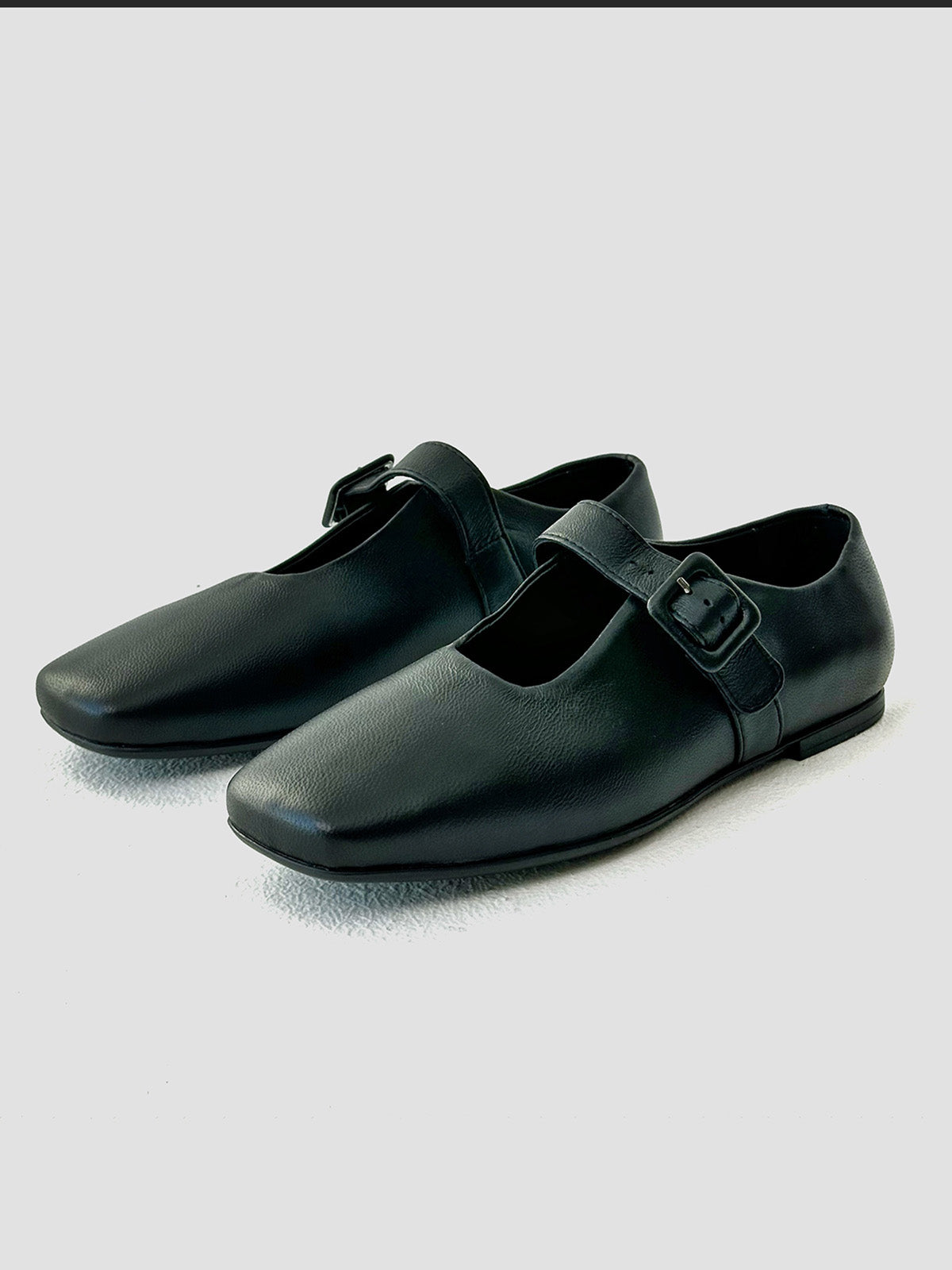 Lakierowane buty baletowe Mary-Jane