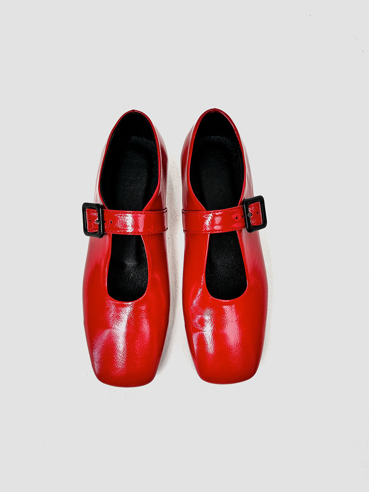 Lakierowane buty baletowe Mary-Jane